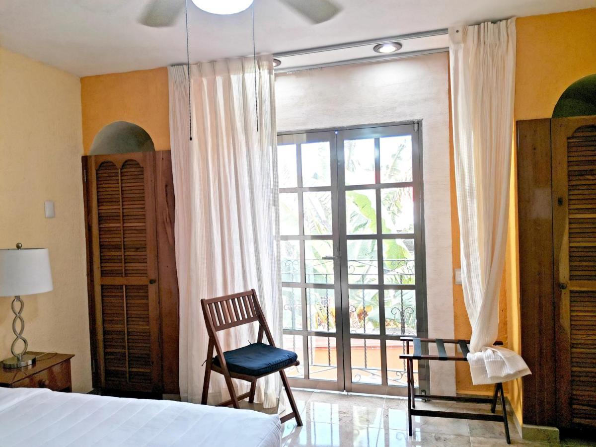 Hotel Casa Mallorca Канкун Экстерьер фото