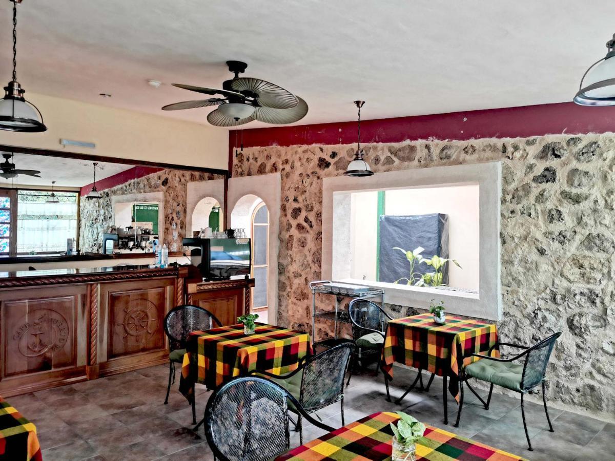 Hotel Casa Mallorca Канкун Экстерьер фото