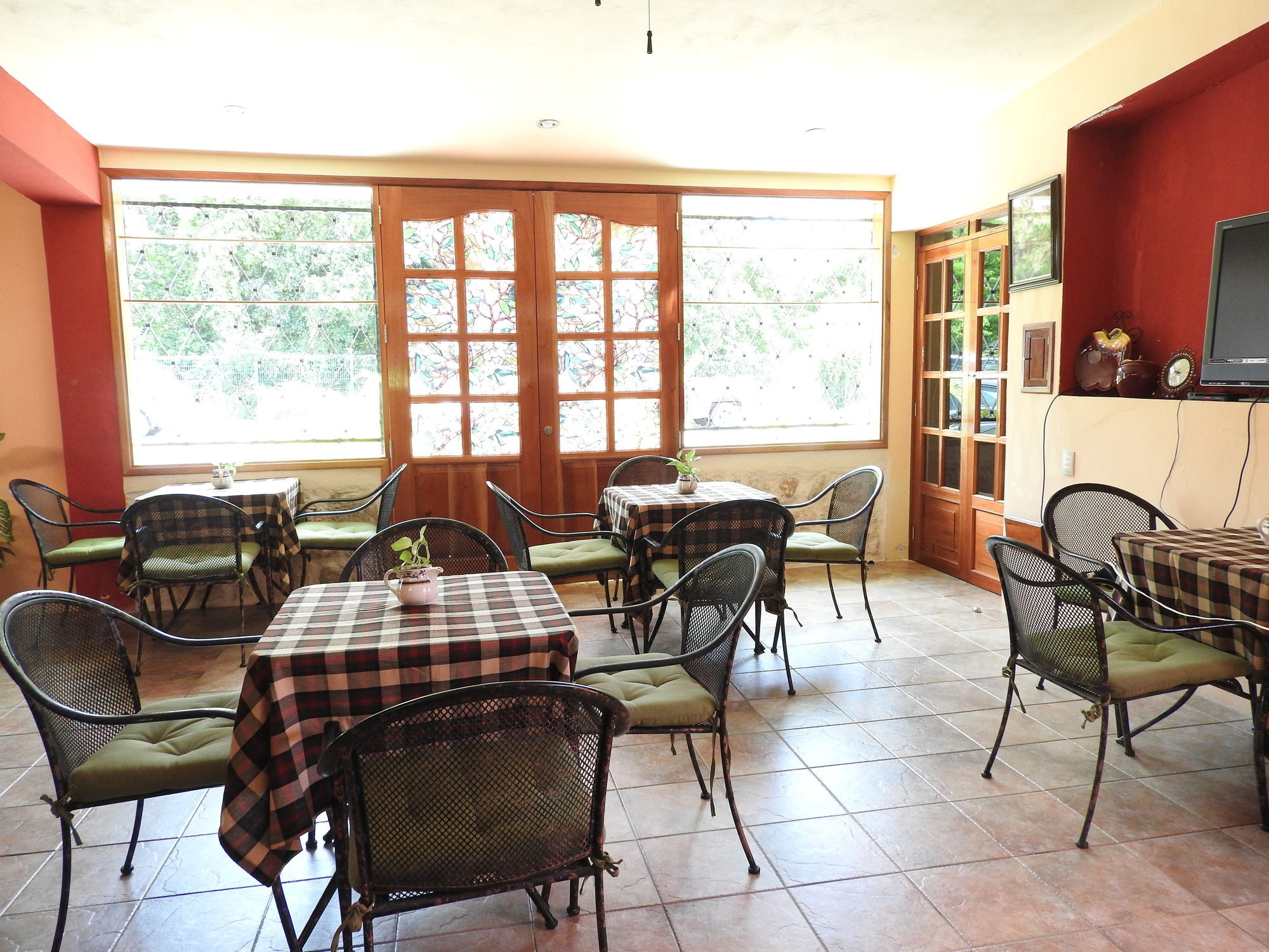 Hotel Casa Mallorca Канкун Экстерьер фото